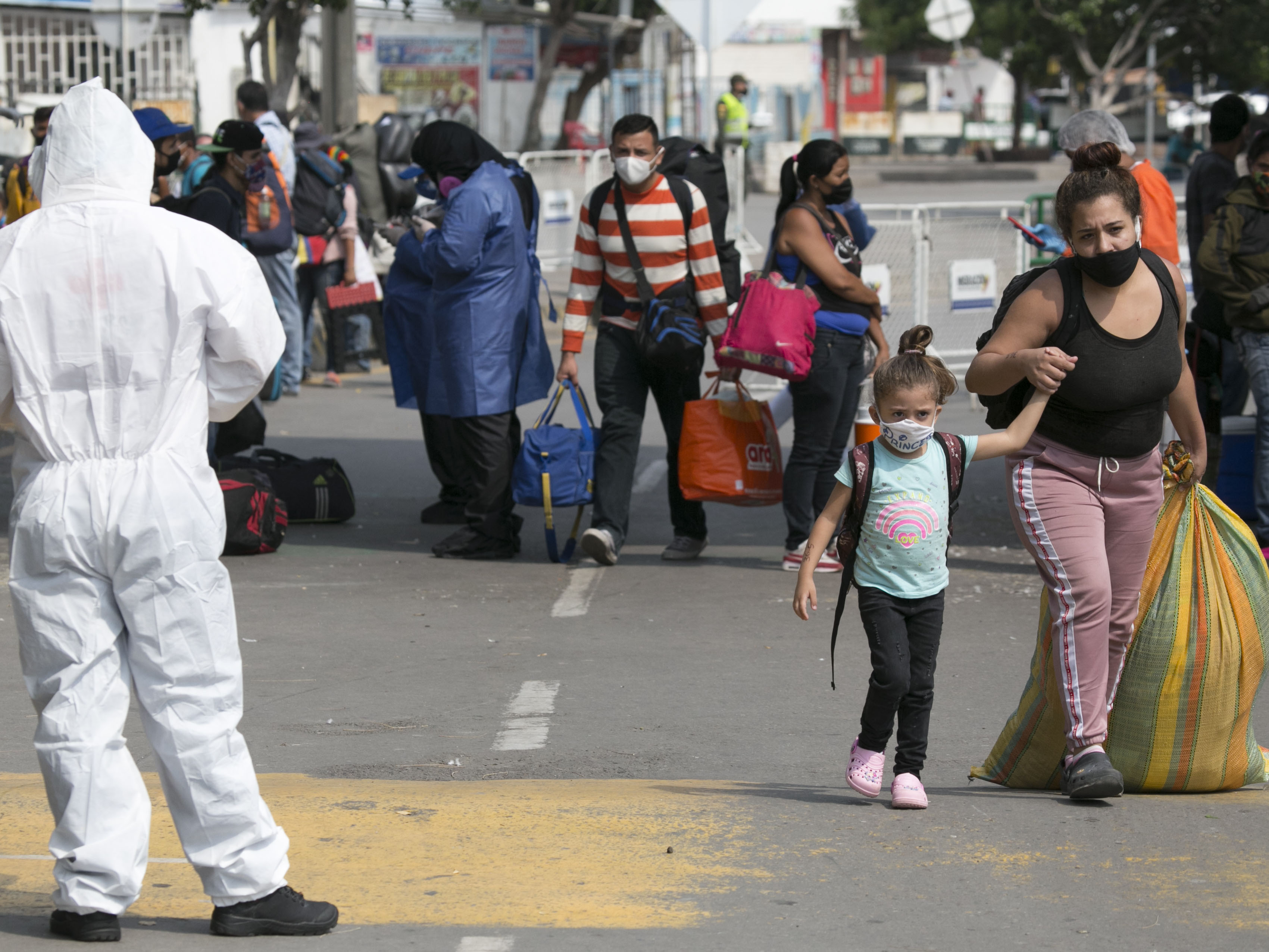 Por la frontera han salido más de 50.000 personas en Norte de Santander