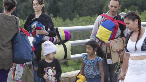 Nunca pierdas de vista a los niños si vas viajando.