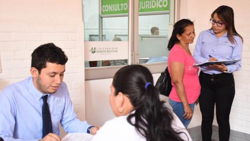 La unisimón atiende de lunes a viernes en el bloque E