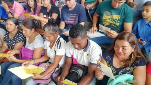 Jornada de entrega de volantes del proyecto en Cúcuta