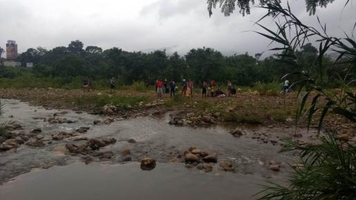 Por los pasos ilegales están atravesando los migrantes por el cierre de frontera