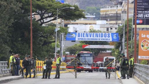 El Gobierno venezolano cerró el paso unilateralmente.