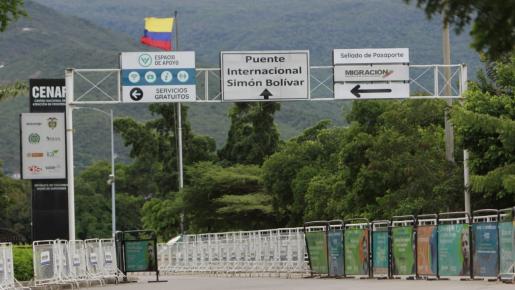 La frontera seguirá cerrada hasta el 1 de octubre