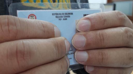 El registro se hará en dos fases y busca que los migrantes tengan un documento moderno y seguro.