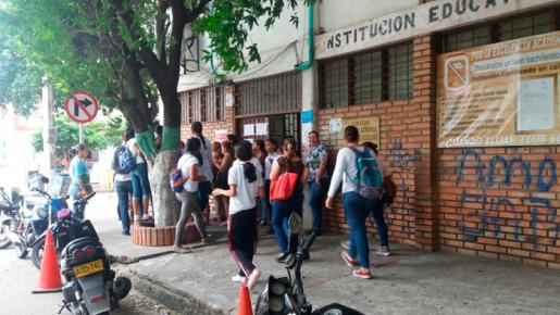 Colegio Carlos Pérez Escalante-estudiantes