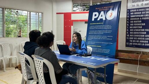 Los habitantes de la vereda Los Mangos recibieron una jornada de Opción Legal con el apoyo de ACNUR. 