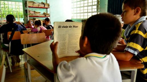 Niños migrantes reciben clases en escuelas 