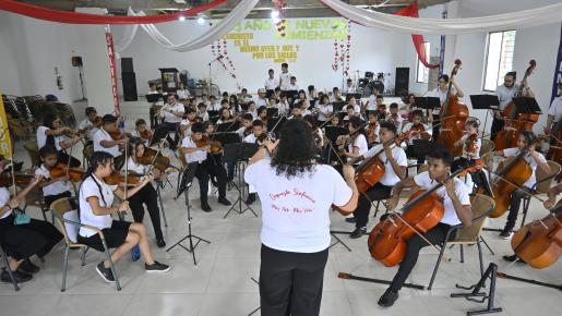 Desde el 2018 la ‘Orquesta Sinfónica Binacional Más Arte-Más Vida’ transforma los sueños de las personas con instrumentos musicales.