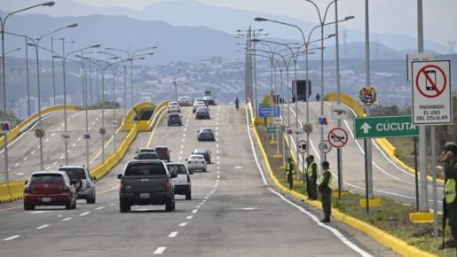 Puente Atanasio Girardot frontera colombo-venezolana