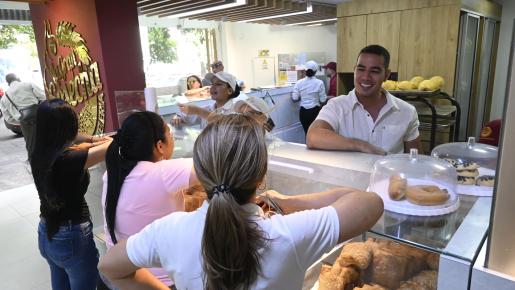 El gerente de la panadería La Gran Cosecha contó cómo logró el éxito en su empresa. 