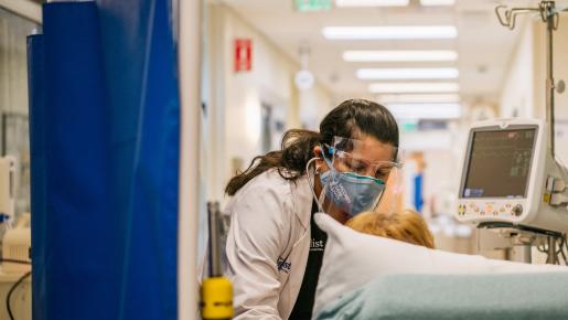 La Corte reiteró los tres tipos de servicios a los que tienen derecho: atención inicial de urgencias, atención ampliada en salud y el derecho al diagnóstico.